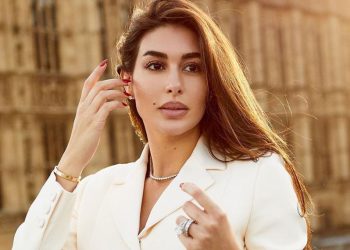 ياسمين صبري تنفي شائعات تكلفة طلاقها وتكشف انها تزوجت بلا مهر ومؤخر