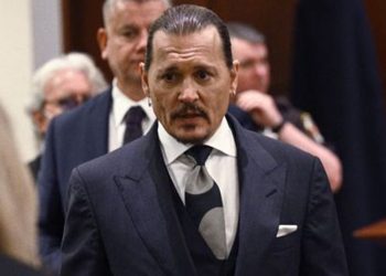 جوني ديب يعود إلى المحاكم في دعوى عنف جديدة