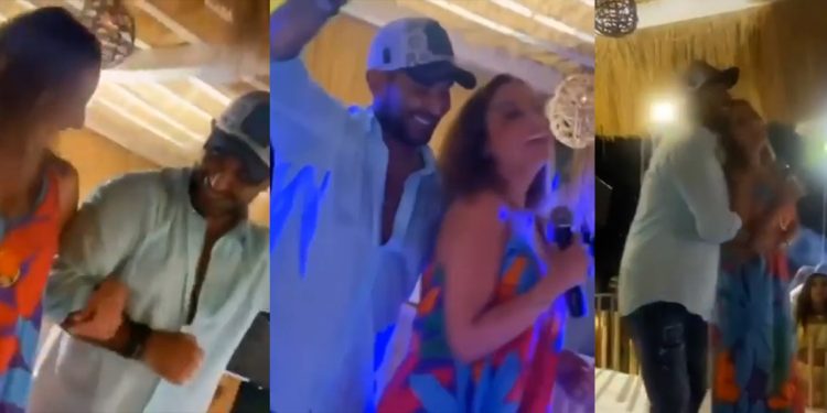 بالفيديو أنغام تغني وترقص مع أحمد سعد في حفله بالساحل الشمالي 1 بالفيديو أنغام تغني وترقص مع أحمد سعد في حفله بالساحل الشمالي