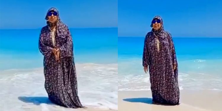 فيفي عبده تثير الجدل بلباس المحجبات على البحر 1 فيفي عبده تثير الجدل بلباس المحجبات على البحر