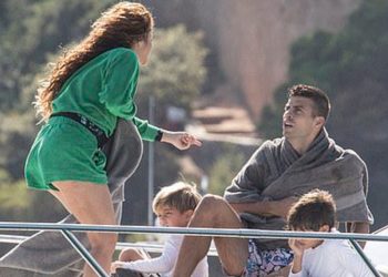 الكاميرات ترصد مشاجرة عنيفة بين شاكيرا و بيكيه