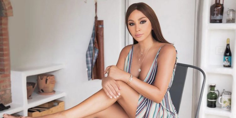 اليسا تطلق تحدي جديدة على اغنية انا وبس 1 اليسا تطلق تحدي جديدة على اغنية انا وبس