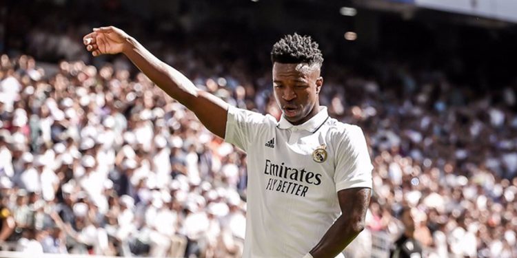 تعرض لاعب ريال مدريد فينيسيوس جونيور لحملة عنصرية بسبب الرقص 1 تعرض لاعب ريال مدريد فينيسيوس جونيور لحملة عنصرية بسبب الرقص