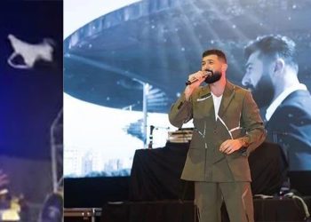 بالفيديو معجبة ترمي ملابسها على سيف نبيل اثناء حفله في عمان