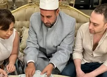 عاجل – شيرين تفجر مفاجأة وتتزوج حسام حبيب من جديد