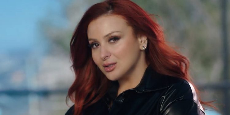 شاهد أحدث فيديو كليب للنجمة فرح يوسف
