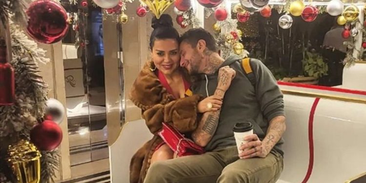 أحمد الفيشاوي و رانيا يوسف بصور صادمة من احتفال الكريسماس 1 أحمد الفيشاوي و رانيا يوسف بصور صادمة من احتفال الكريسماس