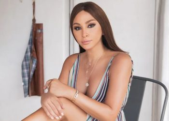 اليسا تعلن مقاطعتها دار بالنسياغا