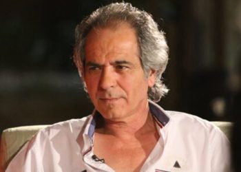 سبب وفاة الشاعر صفوح شغالة يفاجئ محبيه