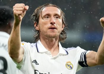 بعد رونالدو مفاجأة في انتقال مودريتش الى نادي النصر السعودي