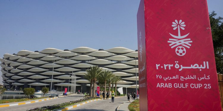 خليجي ٢٥ اليوم وحفل الافتتاح بين رحمة رياض ومحمود التركي 1 خليجي ٢٥ اليوم وحفل الافتتاح بين رحمة رياض ومحمود التركي
