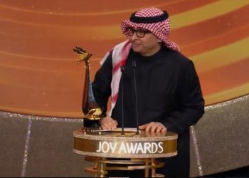 عبد المجيد عبدالله يفوز بجائزة الفنان المفضل عن فئة الموسيقى في حفل جوي اووردز