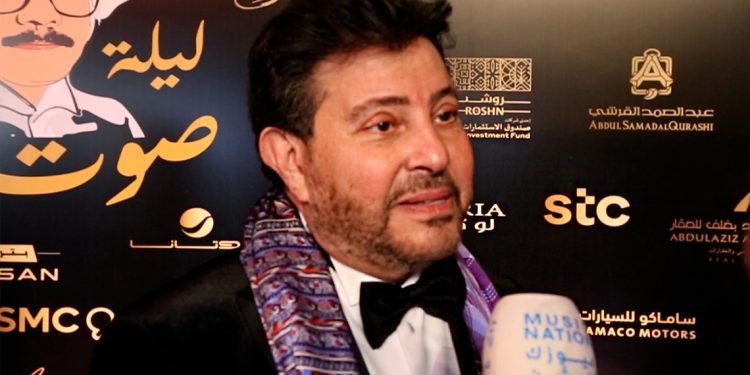 هاني شاكر يغني لصديقه طلال المداح ويعبر عن اعجابه بالتطور الذي تشهده السعودية