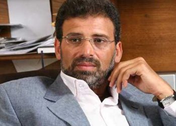 المخرج خالد يوسف يعلن اعتزاله بعد انتقادات لمسلسله سرّه الباتع