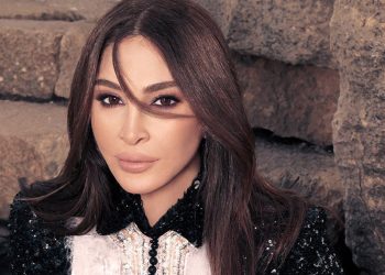 اليسا تنفي وجود أي خلاف مع شركة روتانا