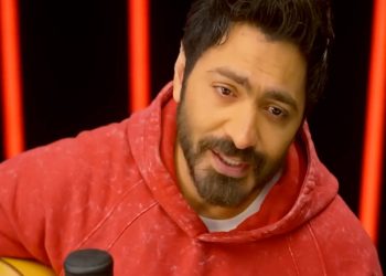 تامر حسني يصدر ميدلي اشهر اغاني الحب في مسيرته الفنية برؤية جديده