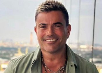 عمرو دياب يعايد جمهوره بأغنية الحفلة