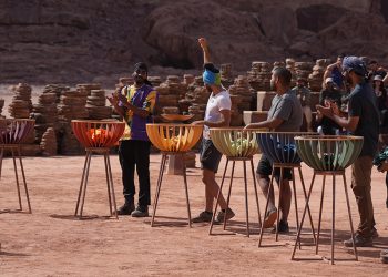 مشاعر متناقضة للمشتركين بين خيبة وانتصار في برنامج أرض المليون