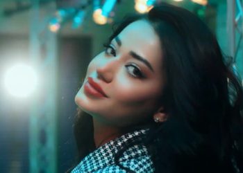 رحمة رياض تغني كلام الحب في جديدها