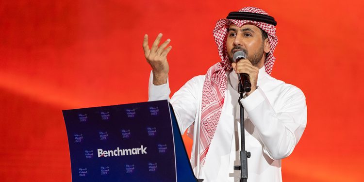 فؤاد عبدالواحد يطرب جمهور القصيم ويستعد لحفل لندن 1 فؤاد عبدالواحد يطرب جمهور القصيم ويستعد لحفل لندن