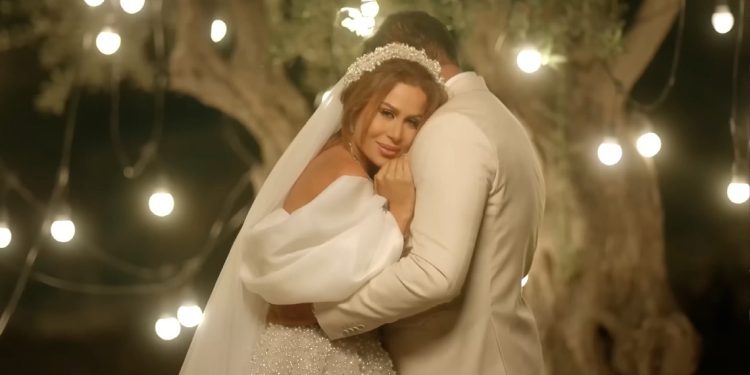 فيفيان مراد تشارك فرحة الزفاف بأغنية زدلو نا