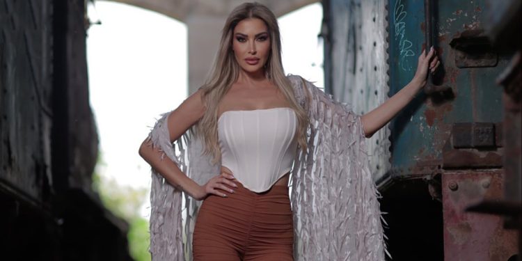 كريستينا صوايا تحصد الملايين في حريم السلطان 1 كريستينا صوايا تحصد الملايين في حريم السلطان
