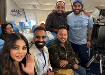 هيفاء وهبي تشوق جمهورها لفيلمها الجديد من الطائرة