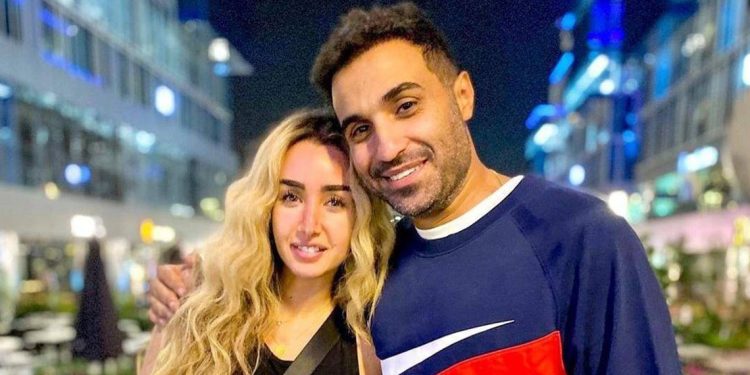 بعد الجدل ونفي العائلة هنا الزاهد تعلن طلاقها رسمياً من أحمد فهمي 1 بعد الجدل ونفي العائلة هنا الزاهد تعلن طلاقها رسمياً من أحمد فهمي