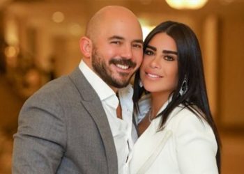 محمود العسيلي يعلن انفصاله عن زوجته للمرة الثالثة