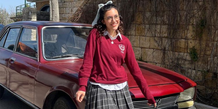 ستيفاني عطالله تشوق جمهورها لمسلسلها الجديد لعبة بنات