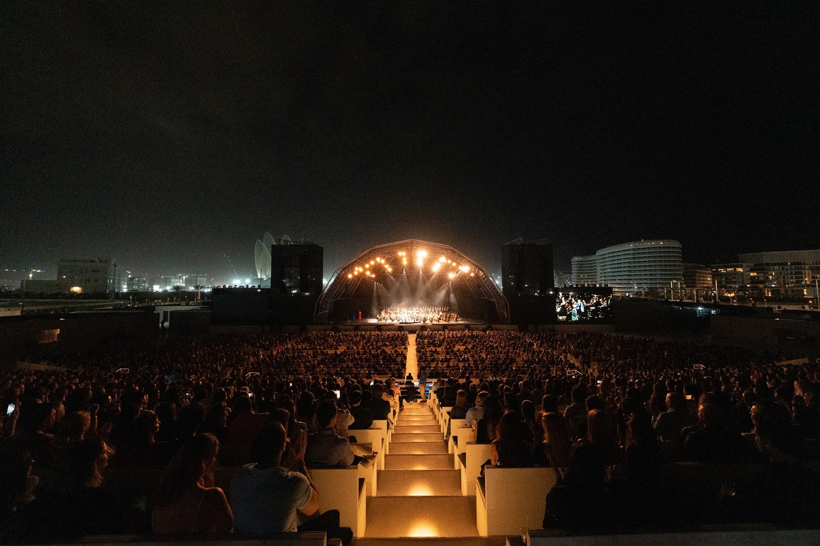 The three month Saadiyat Nights open air concert series is set against the backdrop of Saadiyat Island vistas and brings together a diverse line up of legendary glob