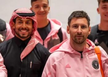 ميسي يصل إلى السعودية ويستعد لكأس موسم الرياض