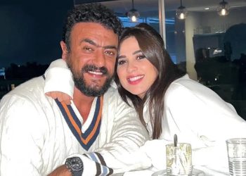 بعد سخريتها من توقع انفصالها.. ياسمين عبد العزيز تعلن طلاقها رسمياً من احمد العوضي