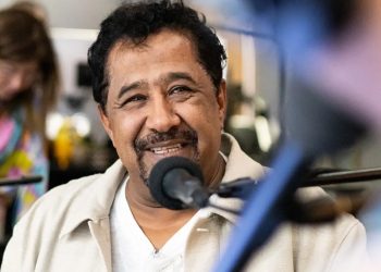 بالفيديو الشاب خالد يعتذر من الجزائريين لهذا السبب