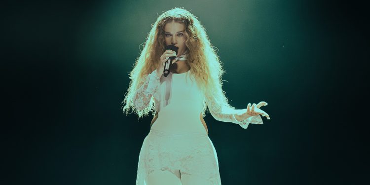 بالفيديو اليانا تحقق نجاح عالمي جديد في جولتها الأمريكية 1 بالفيديو اليانا تحقق نجاح عالمي جديد في جولتها الأمريكية