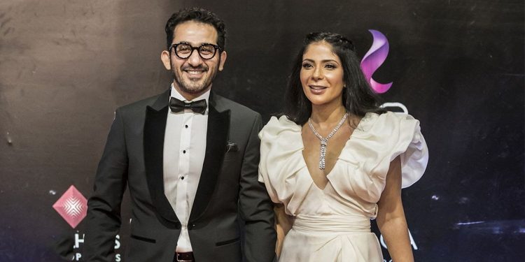 فيلم جديد يجمع أحمد حلمي ومنى زكي وهذه هي تفاصيله