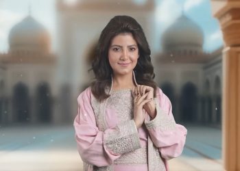 ياسمين علي تهدي الجمهور أنشودة رسول الله مع بداية شهر رمضان