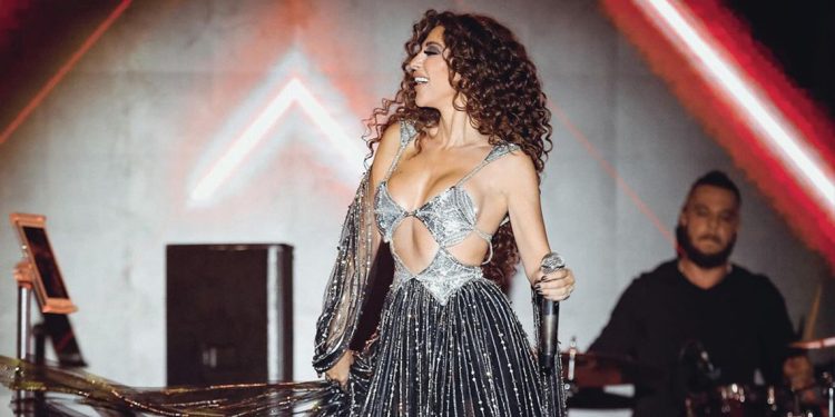 ميريام فارس ونجاح جديد بحفلها في قبرص