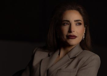 عبير نعمة تصدر جديدها لعندو بروح قبل جولتها الفنية العالمية