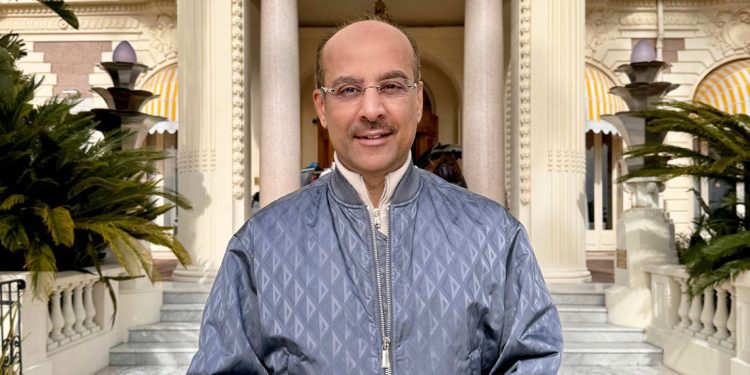فهد زاهد وعبارته الشهيرة الفن الاهله