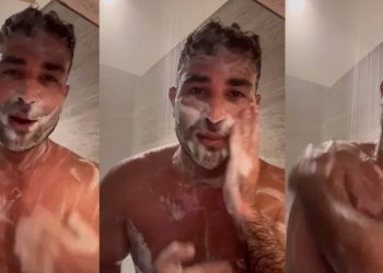 أحمد سعد يثير الجدل بفيديو وهو يستحم