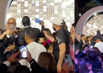 عمرو دياب يقاضي الشاب الذي صفعه بتهمة الاستفزاز
