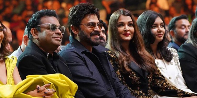 حفل جوائز الأوسكار الهندية IIFA جمع نجوم الهند في أبوظبي 1 حفل جوائز الأوسكار الهندية IIFA جمع نجوم الهند في أبوظبي