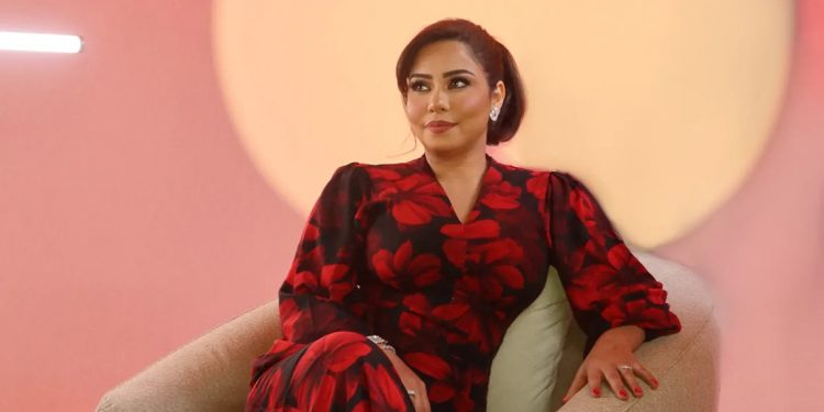 مرة جديدة اختفاء حسابات شيرين على بعض مواقع التواصل 1 مرة جديدة اختفاء حسابات شيرين على بعض مواقع التواصل