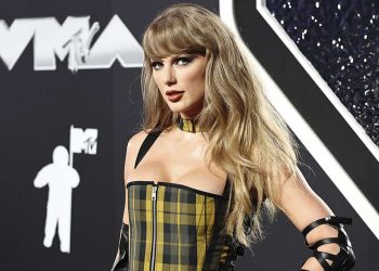 بالفيديو أبرز الفائزين ومقتطفات من حفل توزيع جوائز Mtv Vmas