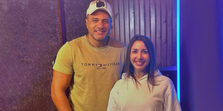 جنات ومحمد نور في الاستديو ولايف ستايلز ستوديوز تهنئهما