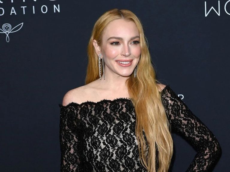 133 234929 lindsay lohan became adifferent person 3
