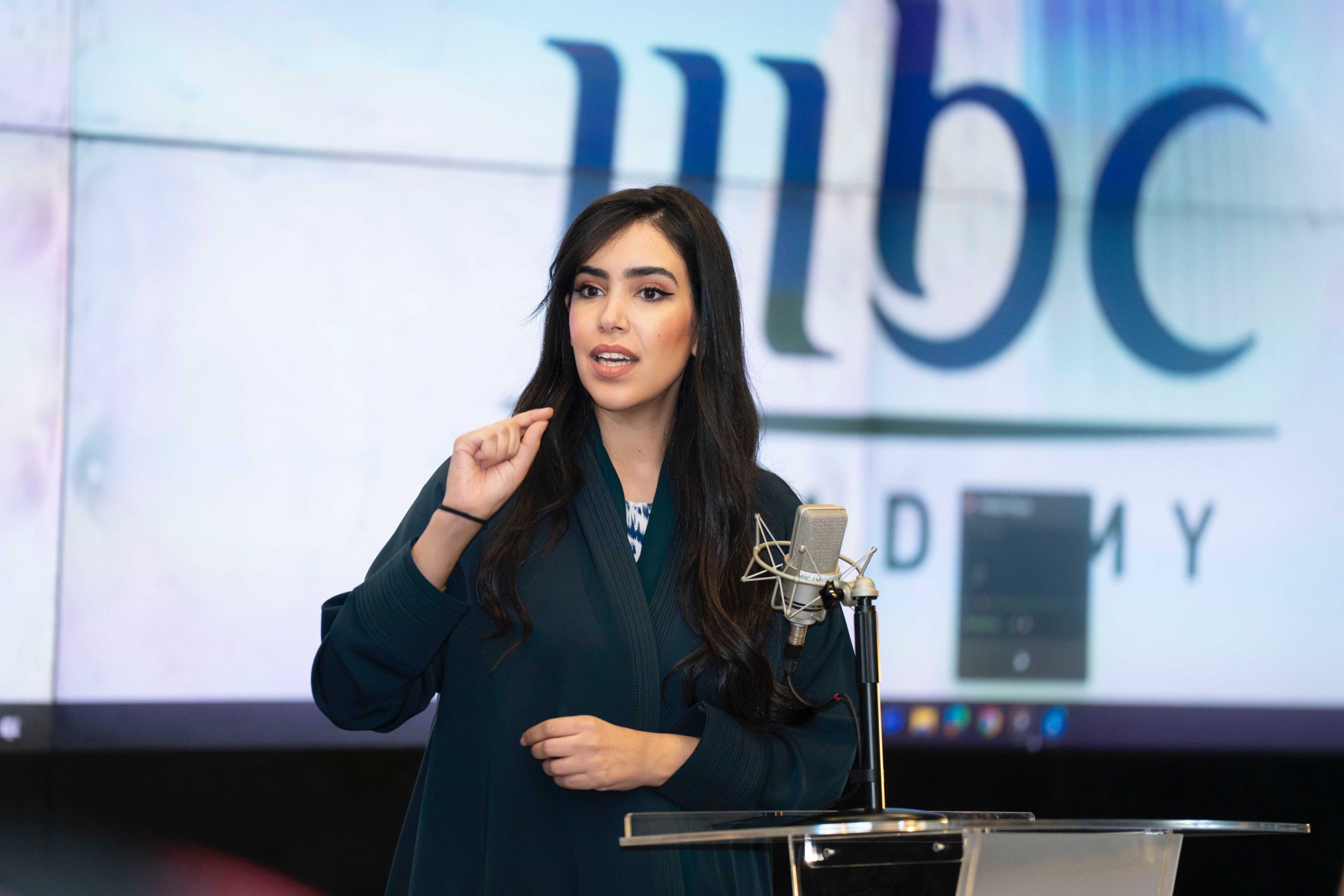 2 MBC ACADEMY AND MBC RADIOS دورة المذيع المتميز زينب أبو السمح scaled