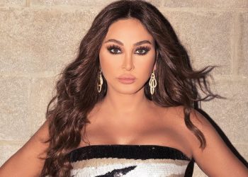 قبل أشهر مسرح الأولمبيا في باريس يشوق الجمهور لحفل اليسا