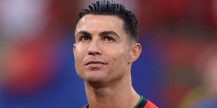 طبيب تجميل يقاضي كريستيانو رونالدو لهذا السبب 1 طبيب تجميل يقاضي كريستيانو رونالدو لهذا السبب